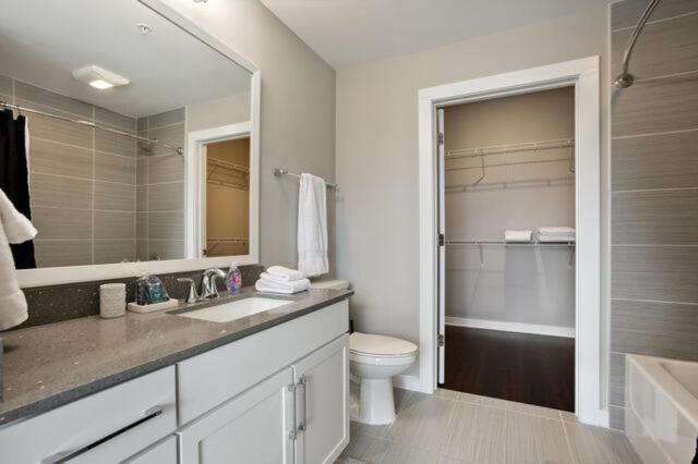 Апартаменти Piedmont Park 2 Bdrm Атланта Екстер'єр фото
